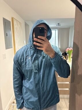 Nike Men’s Teal Hooded Windbreaker Jacket